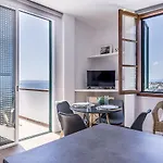 Eden Oceanfront Hideaway * بويرتو دي سانتياغو