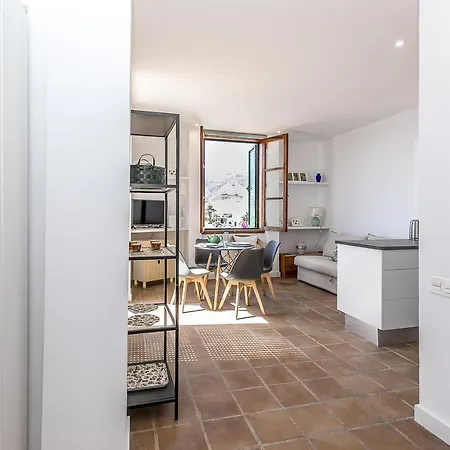 Eden Oceanfront Hideaway Apartmán *